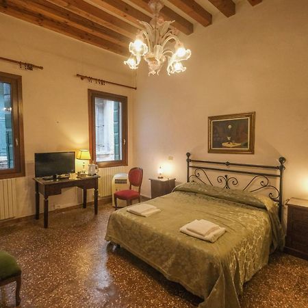 Ca'Salvador Bed and Breakfast Venedig Exteriör bild