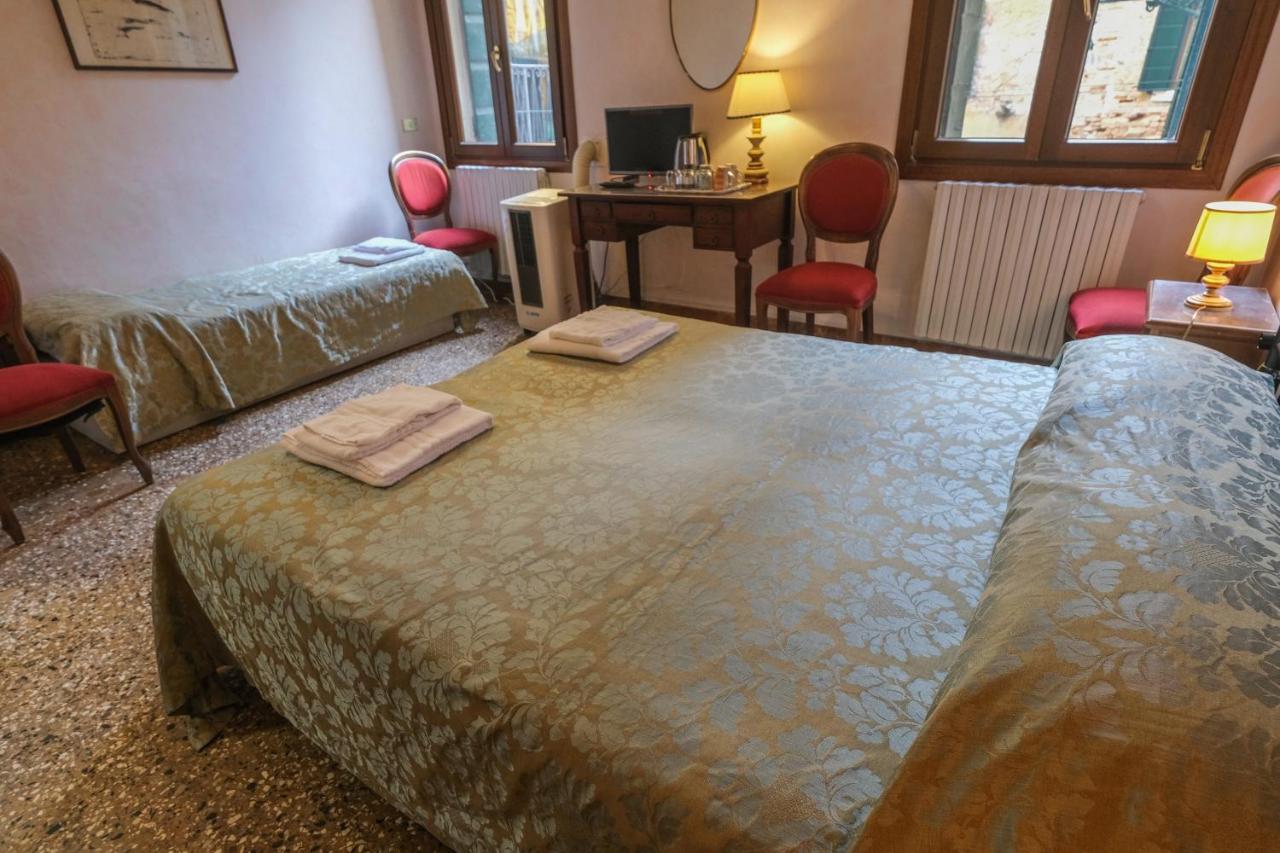 Ca'Salvador Bed and Breakfast Venedig Exteriör bild
