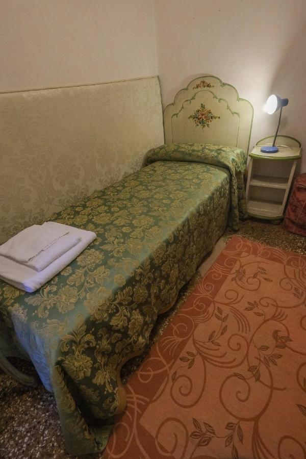 Ca'Salvador Bed and Breakfast Venedig Exteriör bild