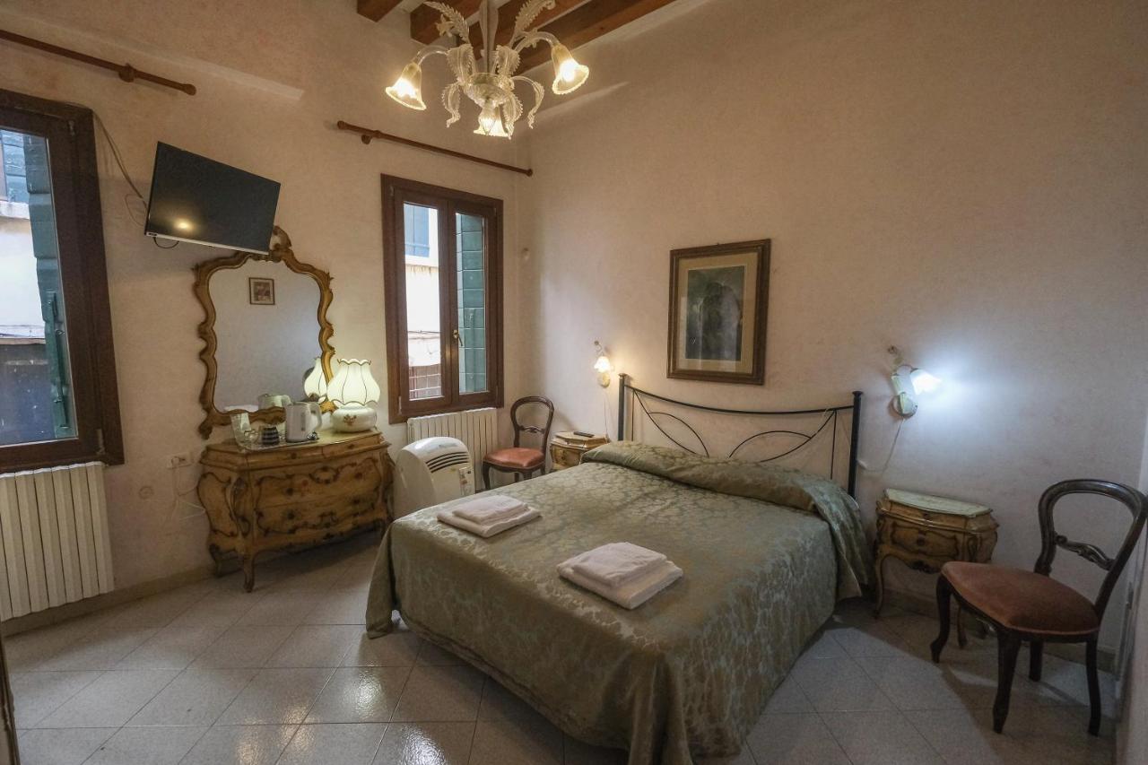 Ca'Salvador Bed and Breakfast Venedig Exteriör bild
