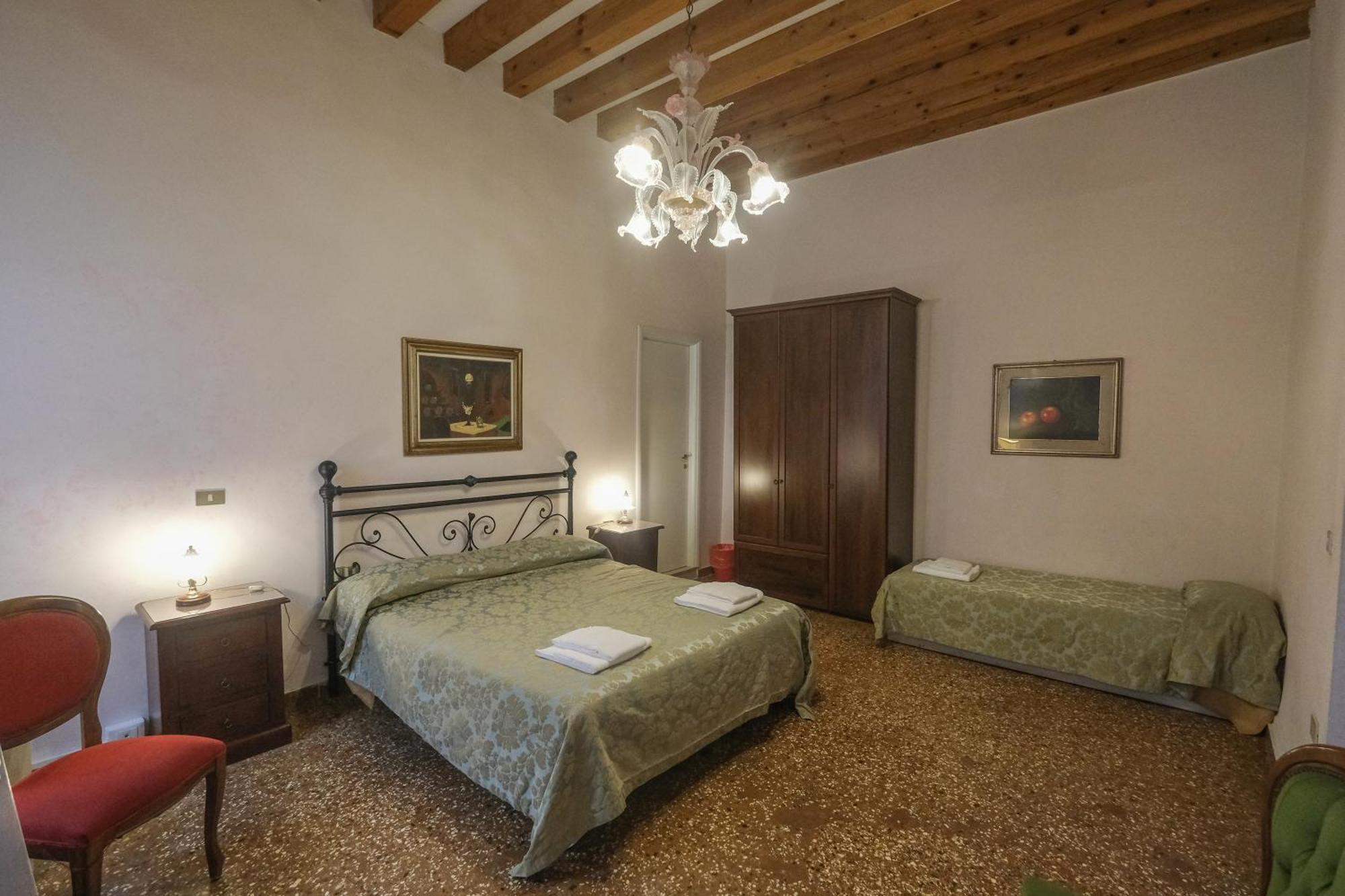 Ca'Salvador Bed and Breakfast Venedig Exteriör bild