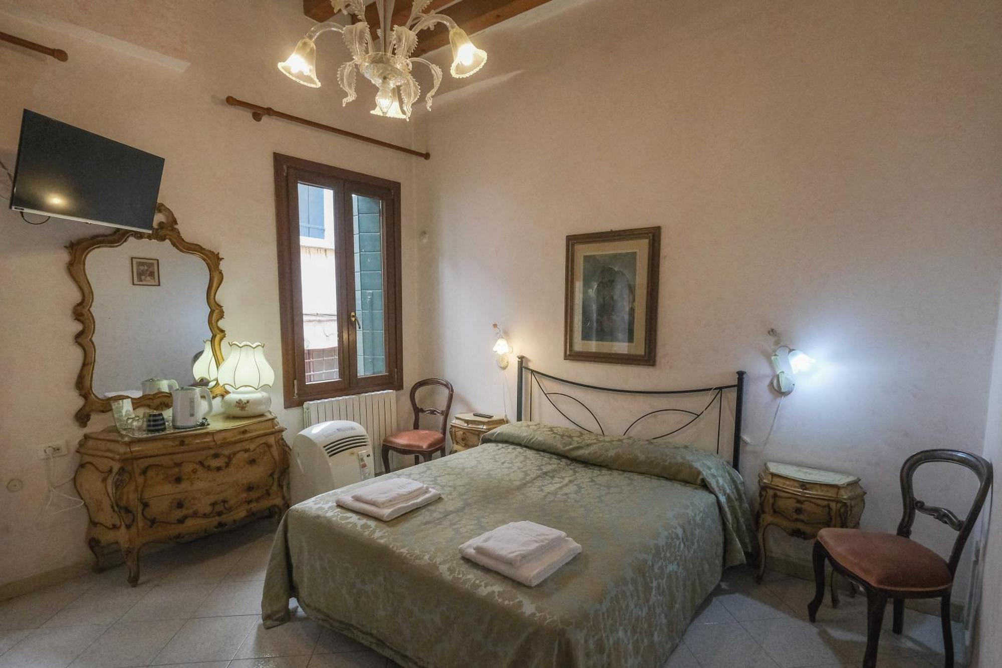 Ca'Salvador Bed and Breakfast Venedig Exteriör bild